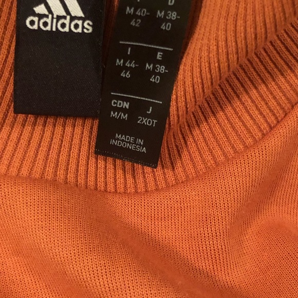 Adidas sweater - Picture 11 of 11